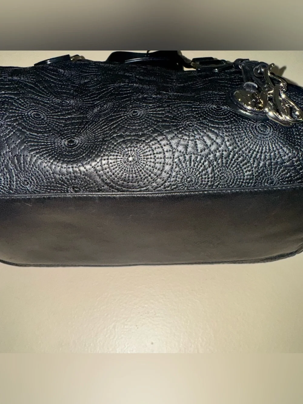 Vintage OSCAR De La RENTA Black Leather Circle Medallion Embossed Medium Satchel